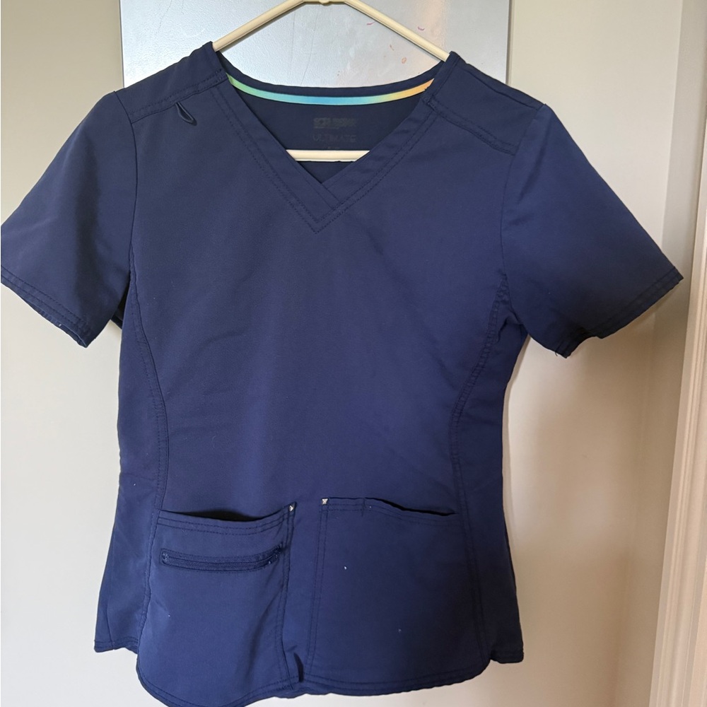 BASICALLY BRAND NEW Navy Scrub Set